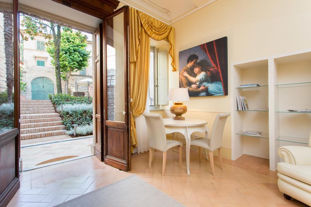 Palazzo Gentili Apartamento San Severino Marche Exterior foto