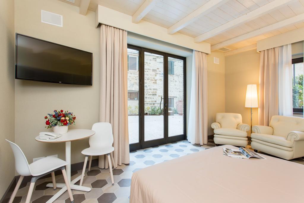 Palazzo Gentili Apartamento San Severino Marche Exterior foto