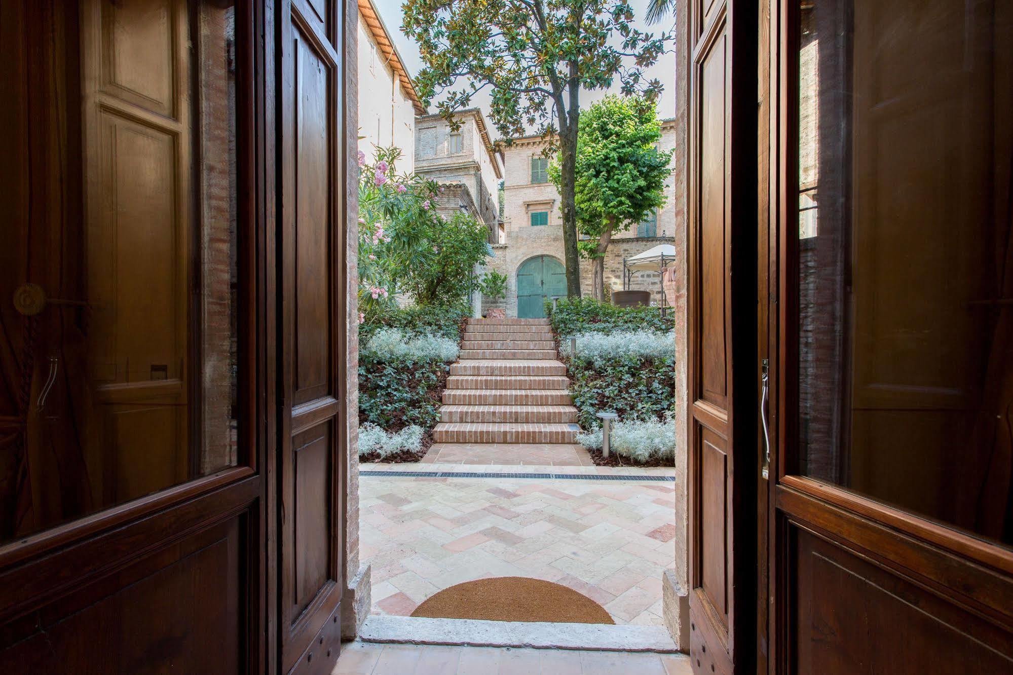 Palazzo Gentili Apartamento San Severino Marche Exterior foto