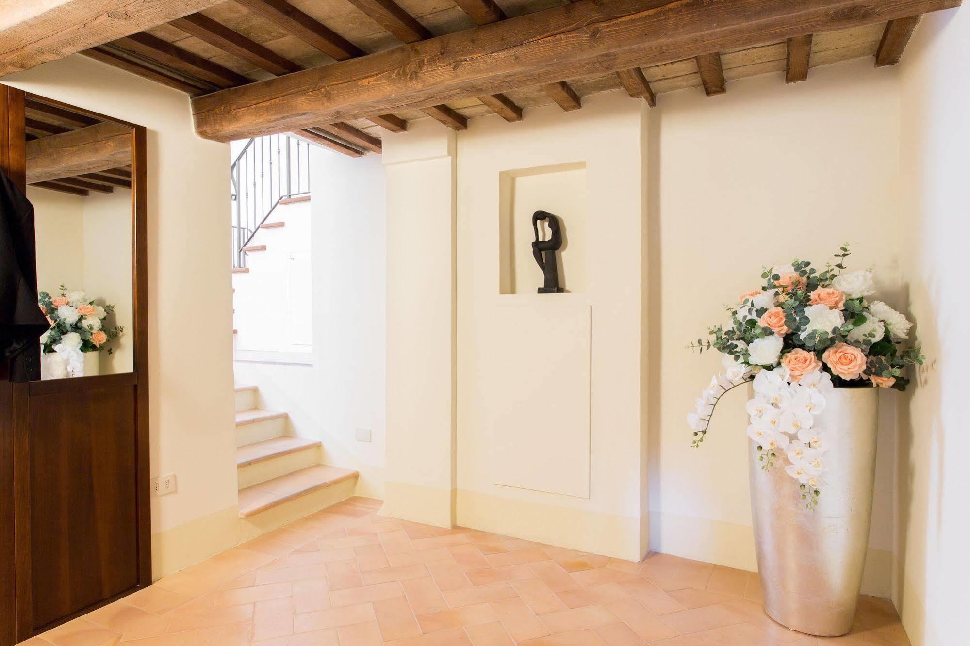 Palazzo Gentili Apartamento San Severino Marche Exterior foto